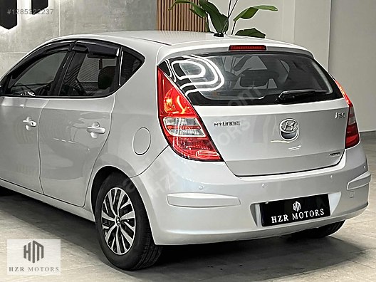 HZR MOTORS 2008 HYUNDAİ İ30 1.6 CRDI SELECT OTOMATİK