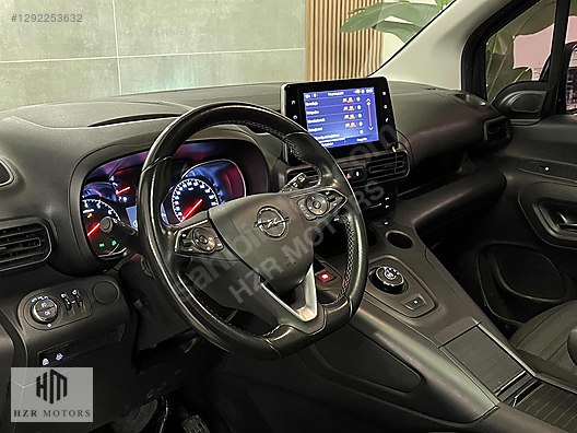 HZR MOTORS 2021 OPEL COMBO LİFE 1.5 D ELEGANCE CARPLAY CAM TAVAN