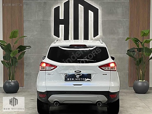 HZR MOTORS FORD KUGA 1.5 ECOBOOST TİTANİUM SUNROOF