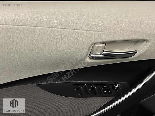 HZR MOTORS 2021 HATASIZ TOYOTA COROLLA 1.5 VİSİON CAR PLAY