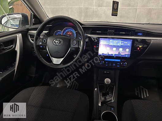HZR MOTORS 2015 COROLLA 1.4 D-4D TOUCH OTOMATİK GENİŞ EKRAN