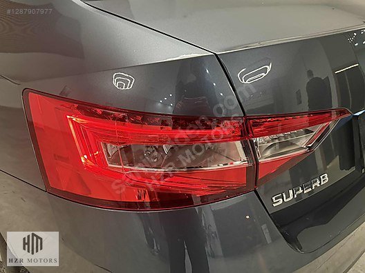 HZR MOTORS SKODA SUPERB 1.5 TSI ELİTE CAM TAVAN CAR PLAY