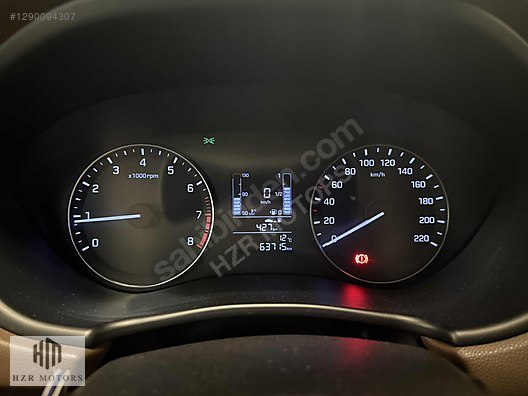 HZR MOTORS HATASIZ 2017 HYUNDAİ i20 1.2 MPI STYLE CAM TAVAN