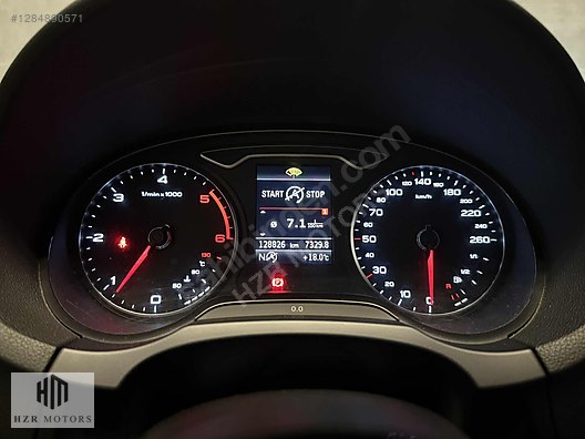 HZR MOTORS AUDİ A3 SPORTBACK 1.6 TDI AMBİTİON CAM TAVAN