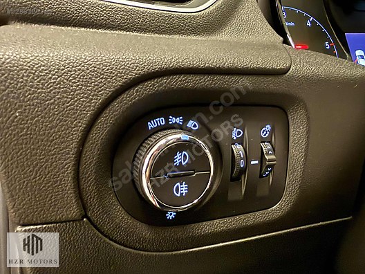 HZR MOTORS 2018 HATASIZ OPEL GRANDLAND X 1.6 D ENJOY CAM TAVAN