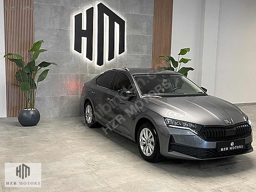 HZR MOTORS HATASIZ 2025 SKODA OCTAVIA 1.5 MHEV ELİTE CARPLAY