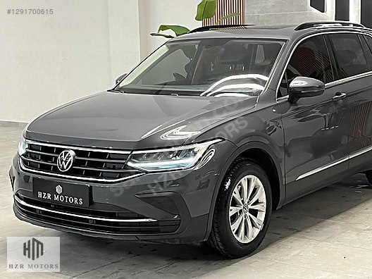 HZR MOTORS 2021 VW TİGUAN 1.5 TSI LİFE CAM TAVAN CAR PLAY