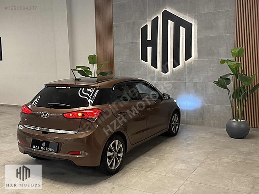 HZR MOTORS HATASIZ 2017 HYUNDAİ i20 1.2 MPI STYLE CAM TAVAN
